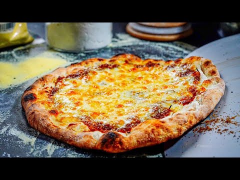フランス流の白いピザ のサムネイル