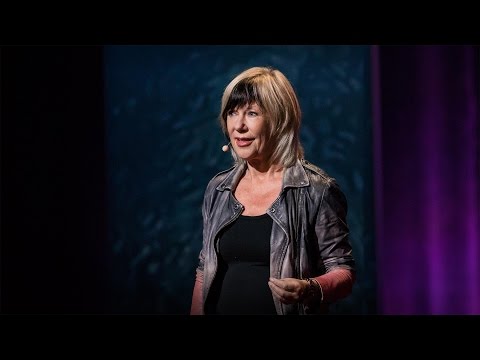 Why women should tell the stories of humanity