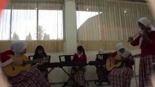 preview picture of video 'laskar pelangi vc siswi SMA Kesatuan Bangsa : Aisy, aisha, nadia,rifta,aisy,yashinta,aisyah'