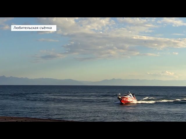 В посёлке Листвянка туристов катали на смертельно опасных катерах