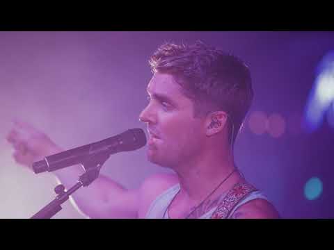 download lagu mp3 mp4 Brett Young Tour, download lagu Brett Young Tour gratis, unduh video klip Brett Young Tour
