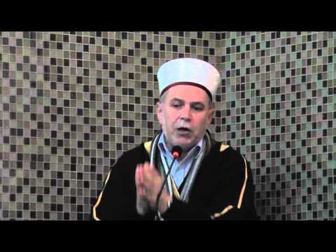 A falet namazi në mjet gjatë udhëtimit? - Hoxhë Mustafë Memeti