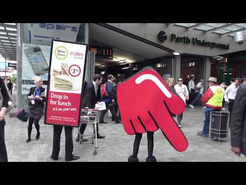 Campanha experiencial para Coles by Running Boards