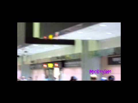 110419 Jaejoong @ Taiwan Airport [mickeyshe].mpg