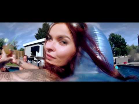 De Pitaboys - Naar boven en beneden (Officiële Videoclip)