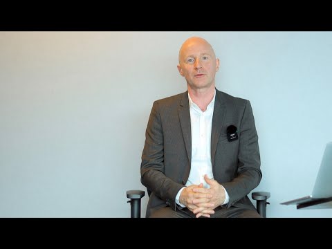 Simultaneous interpreting with text