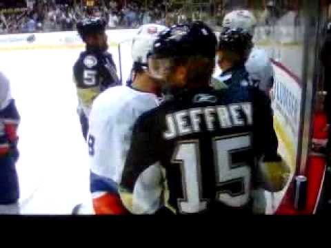 New York Islanders Rick DiPietro Fights Penguins Brent Johnson 2-2-11
