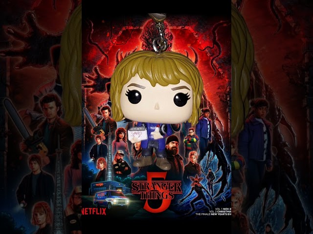 Vídeo relacionado con Funko Pop! Keychain: Stranger Things Season 5 - Robin Buckley - Minifigura de Vinilo Coleccionable Llavero Original - Relleno de Calcetines - Idea de Regalo - Mercancia Oficial
