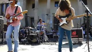 Boogarins - Infinu - Live