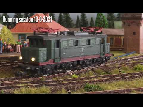 E44 Elektrolokomotive im sowjetischen Dienst - Piko H0 1/87 E44-0047