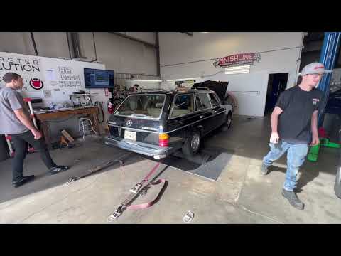 1985 Mercedes-Benz 300D w123 dyno run ￼ wagon #w123 #w124 #mercedes  ￼