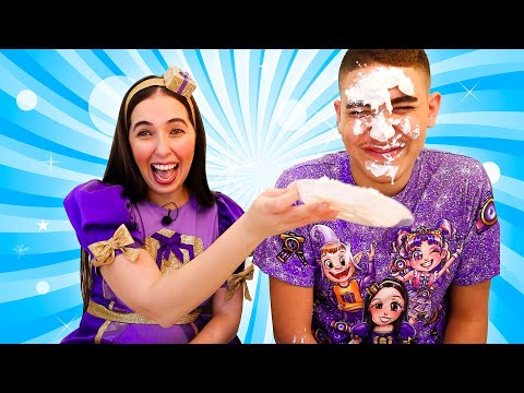 ט״ו בשבט שמח - טועמים פירות יבשים עם קצפת מתפוצצת בפרצוף