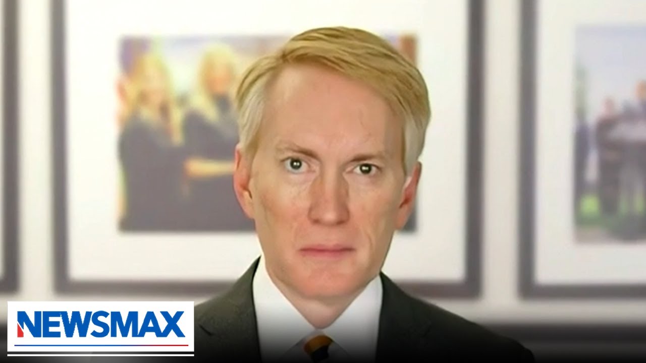 The American people support President Trump, 'let's get the government back open' for them