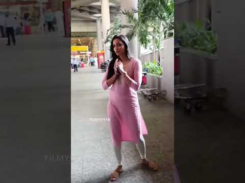 KGF girl Srinidhi Shetty ka today’s airport look #srinidhishetty