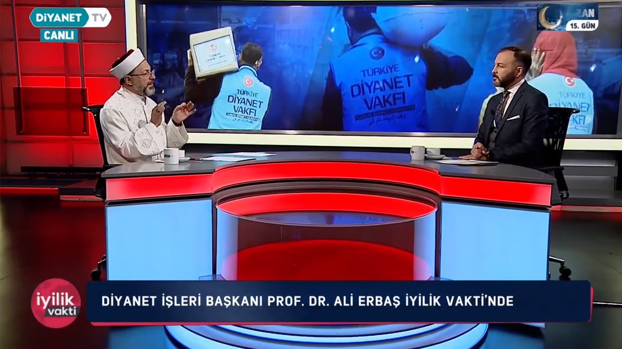 Prof. Dr. Erbaş: Müslümanlar zekatı terk ettiği zaman o toplumda büyük bir kargaşa olur