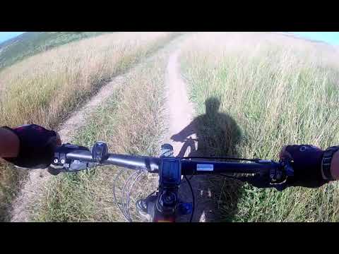 Bajando de kurtzomendi a la playa de barrika vizcaya julio 2020