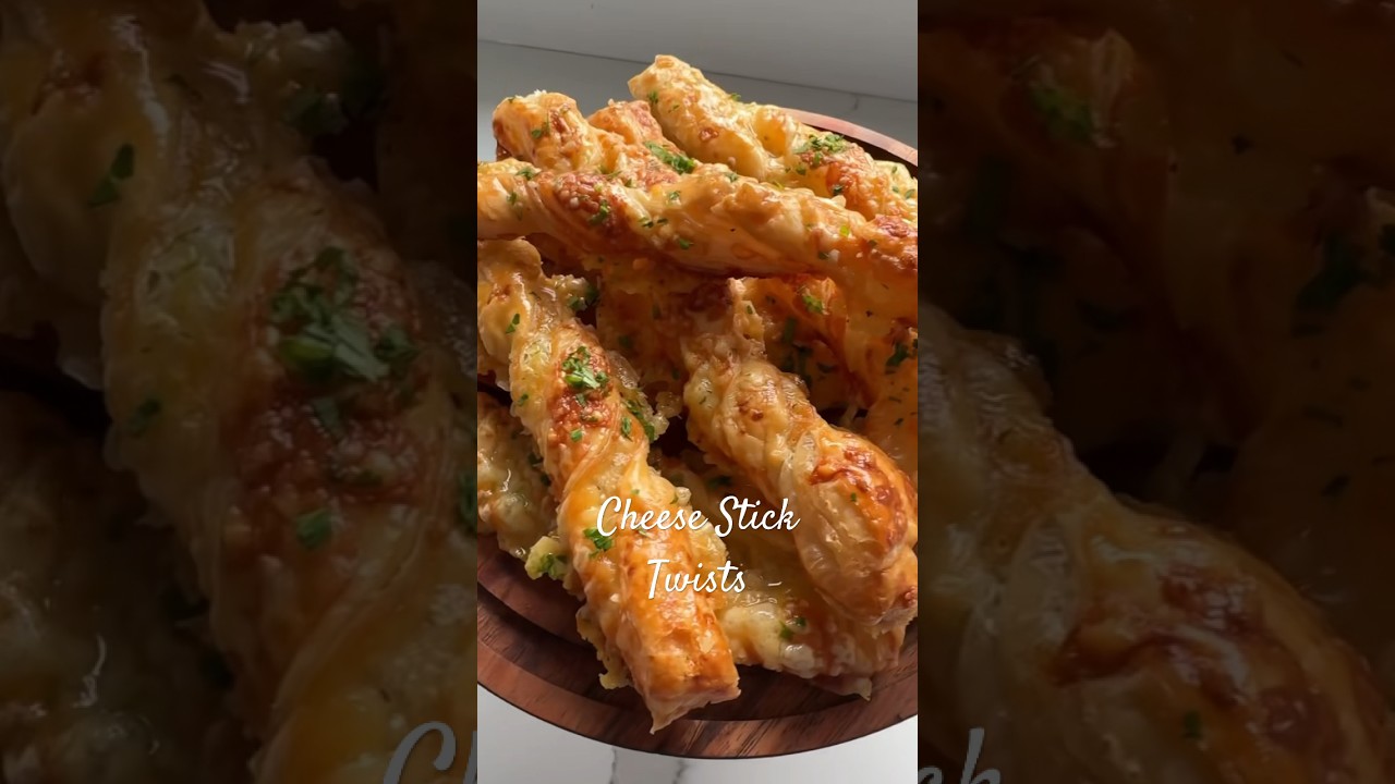 Crispy Flaky Cheese Twists 😍 😍Recipe on IG @convinoboard #cheese #cheeseboard #recipe #appetizer