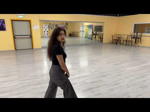 MAZURKA LEFT TURN🤩Everyone on the dance floor! Dance tips with Matteo and Daniela💚💙 #youtuber #in...