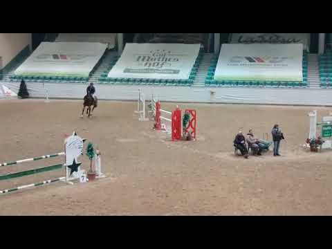 Herr Peter in M Springen