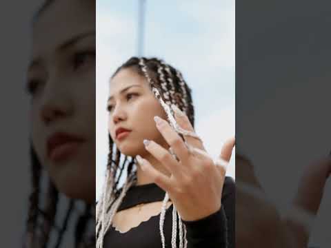 Jasmine Cinzah featuring h...