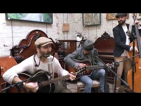 2 Hats Blues Band   Bad Moon Rising