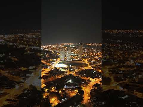 JATAÍ SOB AS LUZES DA NOITE. 🌙✨
