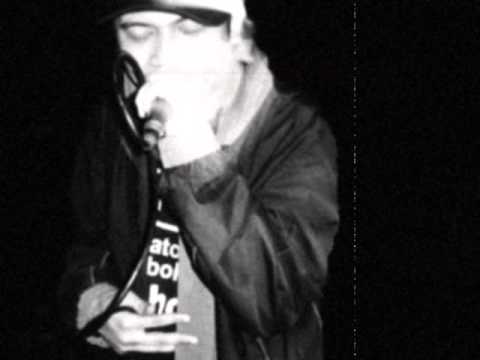 SKWATERVision Santo  Show Must Go On Remix