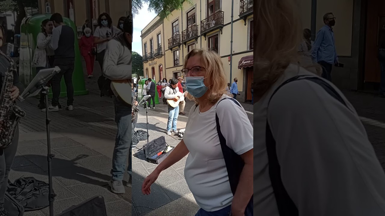 Watch Músicos callejeros en Santa Cruz de Tenerife Pantera Rosa Now Músicos callejeros en Santa Cruz de Tenerife Pantera Rosa