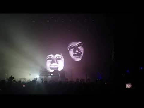 The Chemical Brothers - Chemical Beats, MAH [live in LA] (4/20)