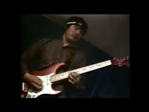 Hans lange • Inuusuttut (hans lange erinarsortoq)