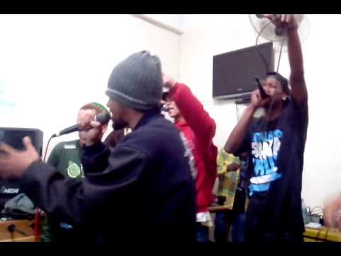 Fat Beats- Banca da Calçada