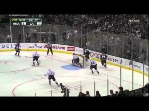Jeff Carter 77 1st Goal as LA Kings vs Jonas Hiller of Anaheim Ducks [03032012]