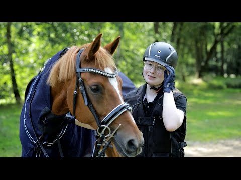 Überglücklich ins Gelände - Nach nur 5 Tagen alle Probleme beim reiten verschwunden!