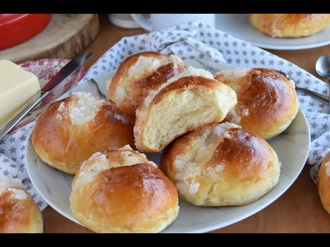 Bollos suizos caseros y muy esponjosos