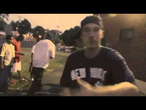 IREALZ FT TRIFE DIESEL  FEME9  AINT NOTHIN FREE PROD BY KYO ITACHI