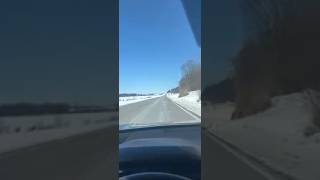 アメリカ🇺🇸在住〜寒波…田舎道ロードトリップ〜川が凍ってる⁉️😱🥶