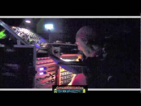 KING SHILOH ft murray man (uk) - special dubplate worldcirsis \ pt6 @ het kasteel 30 juni 2012