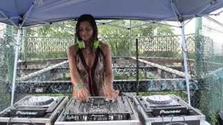 DJ MAYA @ Gazebo Oui-R1