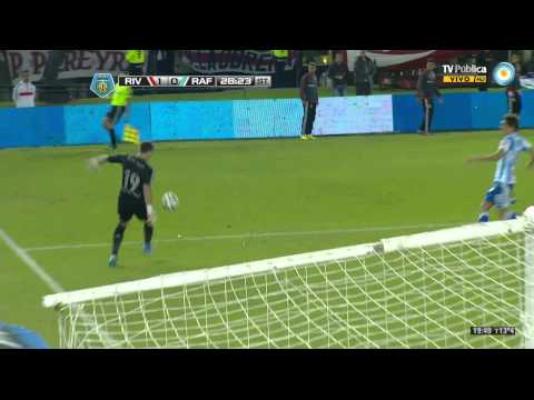 Fabbro comprometió a Chichizola. River 1 - Rafaela 0 | Torneo Final 2014 - Fecha 13