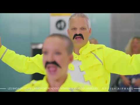 HOMMAGE A FREDDIE MERCURY DANS UN AEROPORT