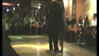 Pibe avellaneda y luna palacios bailan en porteño y bailarin.