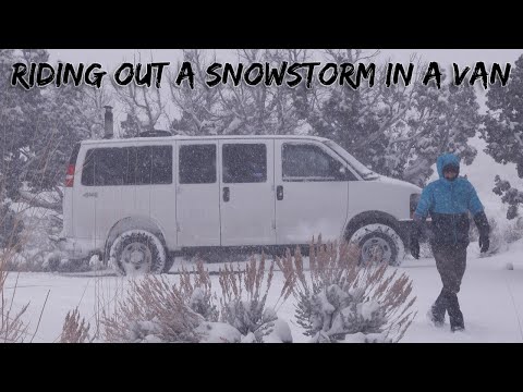Living in a Van - Enduring a Severe Winter Snow Storm