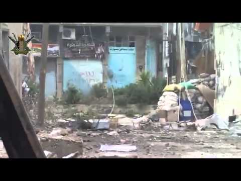 تمشيط أحياء مدينة حرستا في محافظة ريف دمشق بعد السيطرة علهيا من قبل كتيبة الناصر صلاح الدين