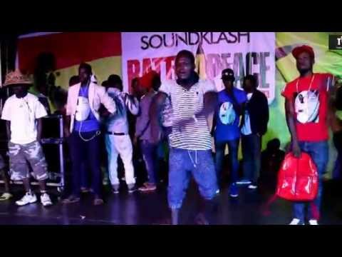 GALLY full performs @ bullhus sound clash