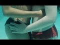 Salir del agua - Trailer