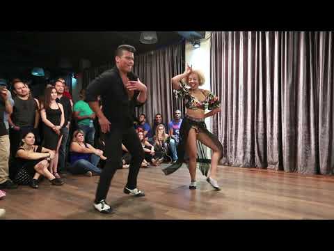 VICTOR ALEXIS et CORINNE TARDIEU, "Hay Gente pa'To" (salsa).