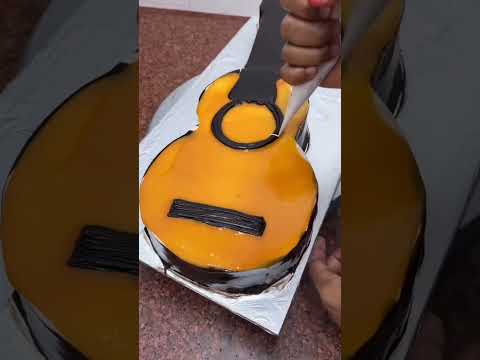 guitar cake decoration 🍰🎂🍰🎂🍫🍫🎸🎸🎸🎸🎸🎸