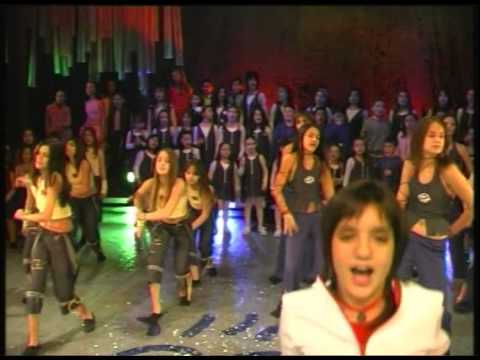 02. Ана и Нина Србиновски - Сестрички [2005]