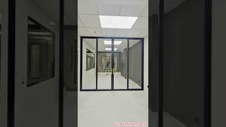 ชุดประตูบานเลื่อนแบ่งสี่เปิดกลาง