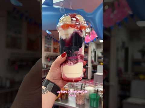 Make a Triple Berry with me! #frozenflamingo #frozencustard #businessowner